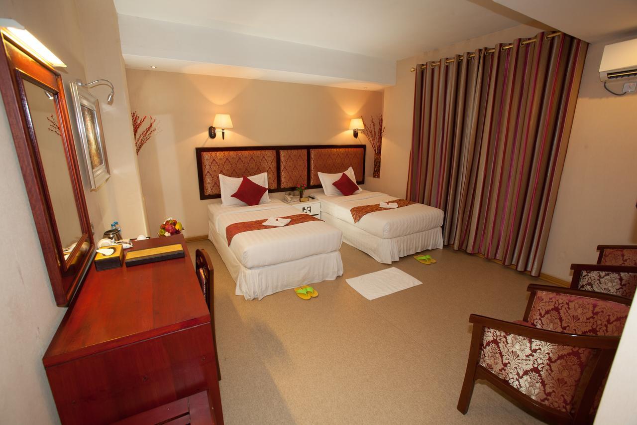 M3 Hotel Мандалей Екстериор снимка