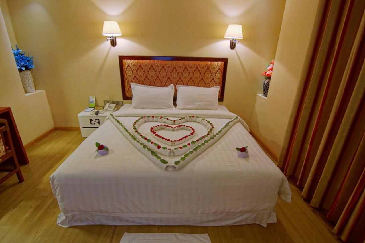M3 Hotel Мандалей Екстериор снимка